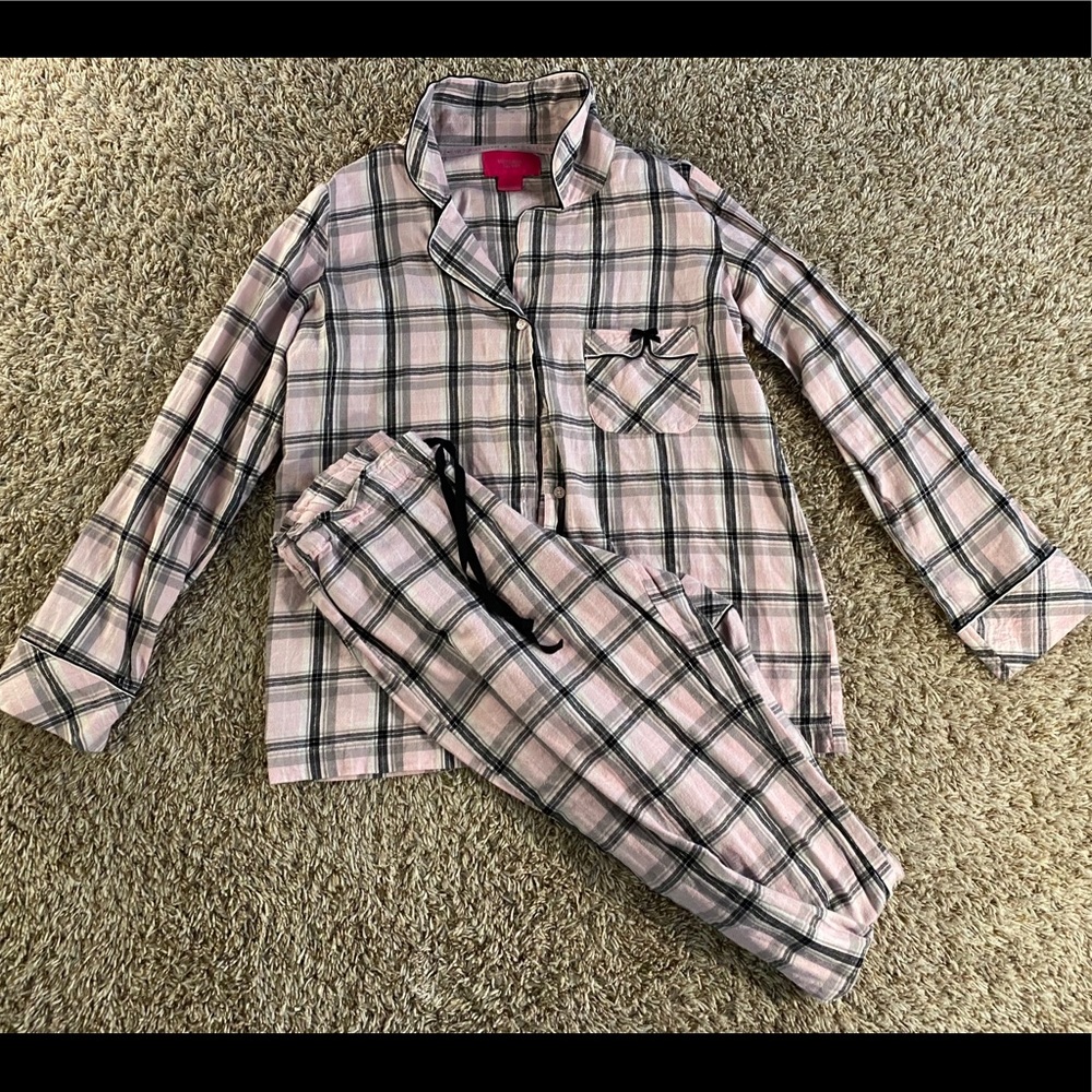 Victoria’s Secret Pajama Set